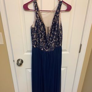 Long lace dress